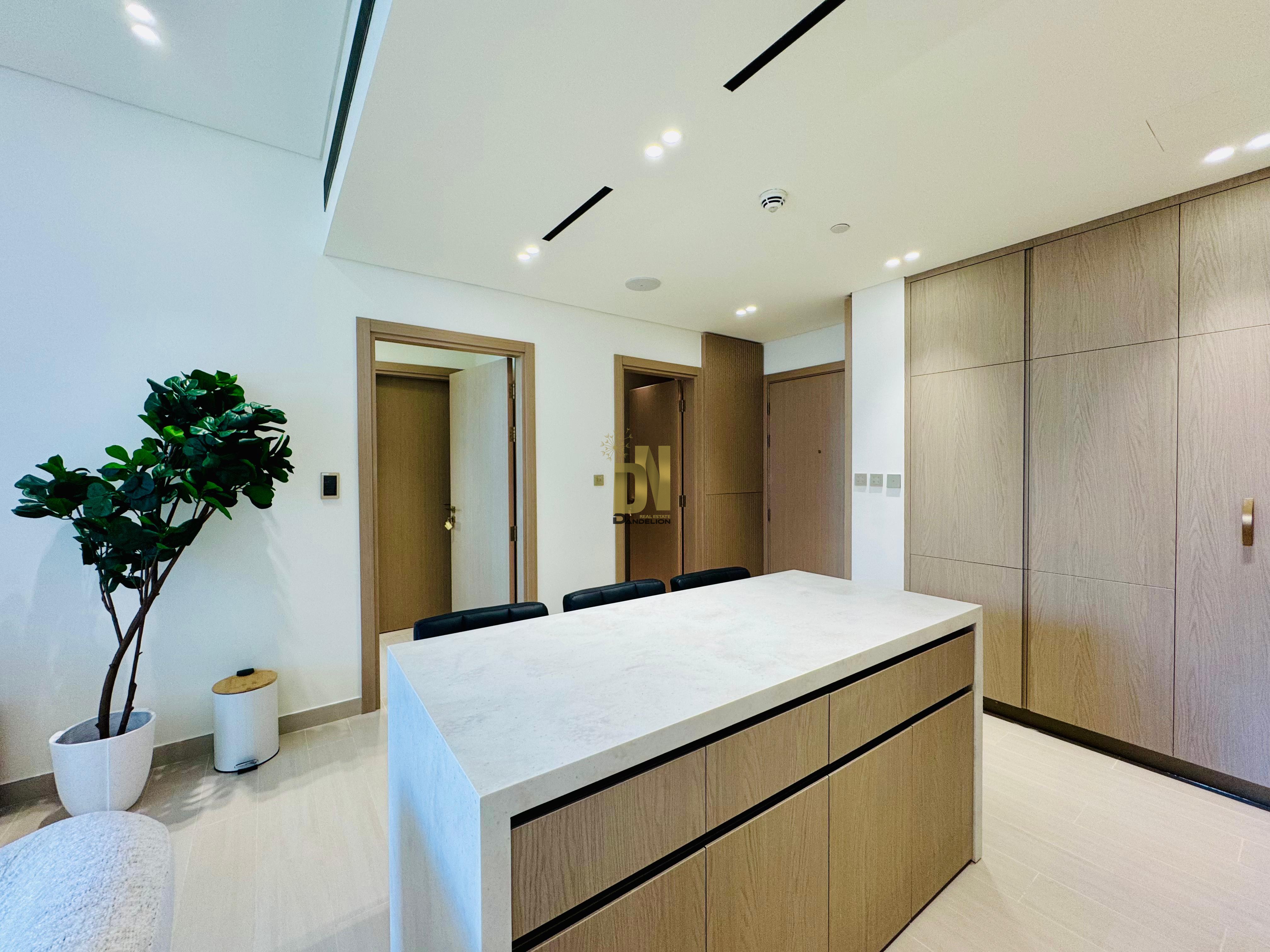 Binghatti phoenix — photo 3 of 10