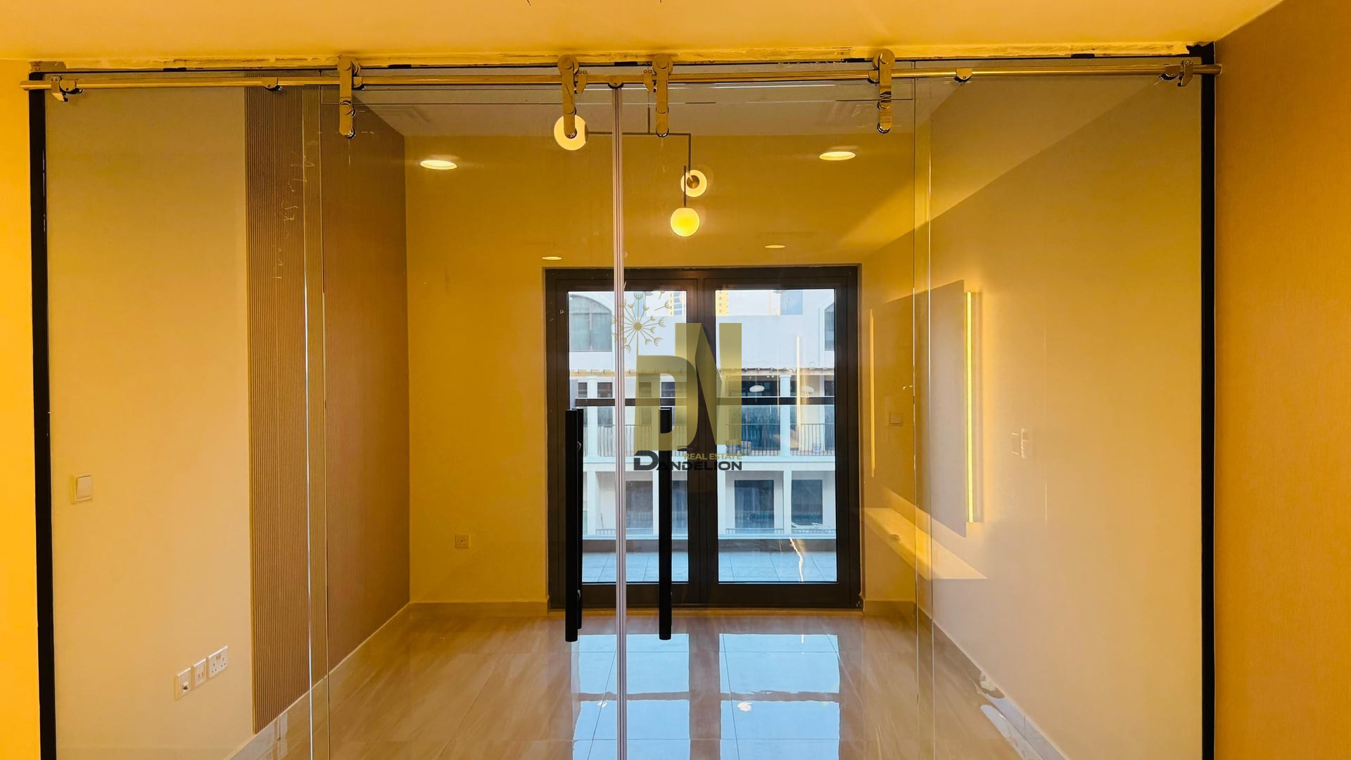 2 BR Converted to 3 BR Maid — photo 6 of 7