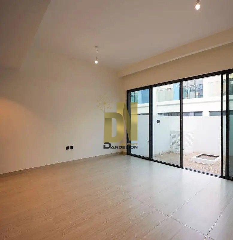 Ready 4 Bedroom Villa | Damac Santorini | Damac Lagoons - Community View — تصویر 8 از 14