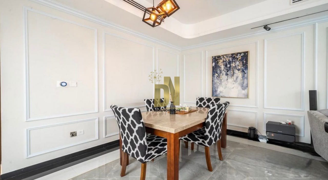 Furnished | Stylish | 4BR study — photo 7 of 18