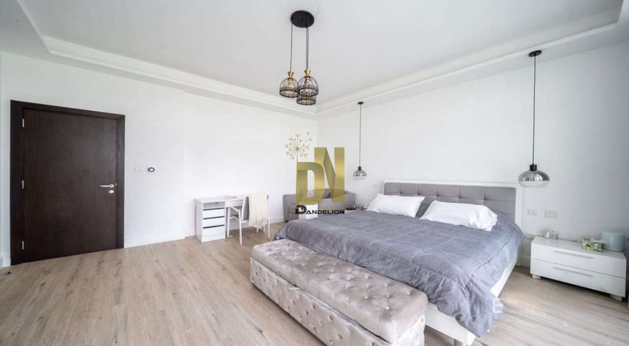 Furnished | Stylish | 4BR study — photo 15 of 18