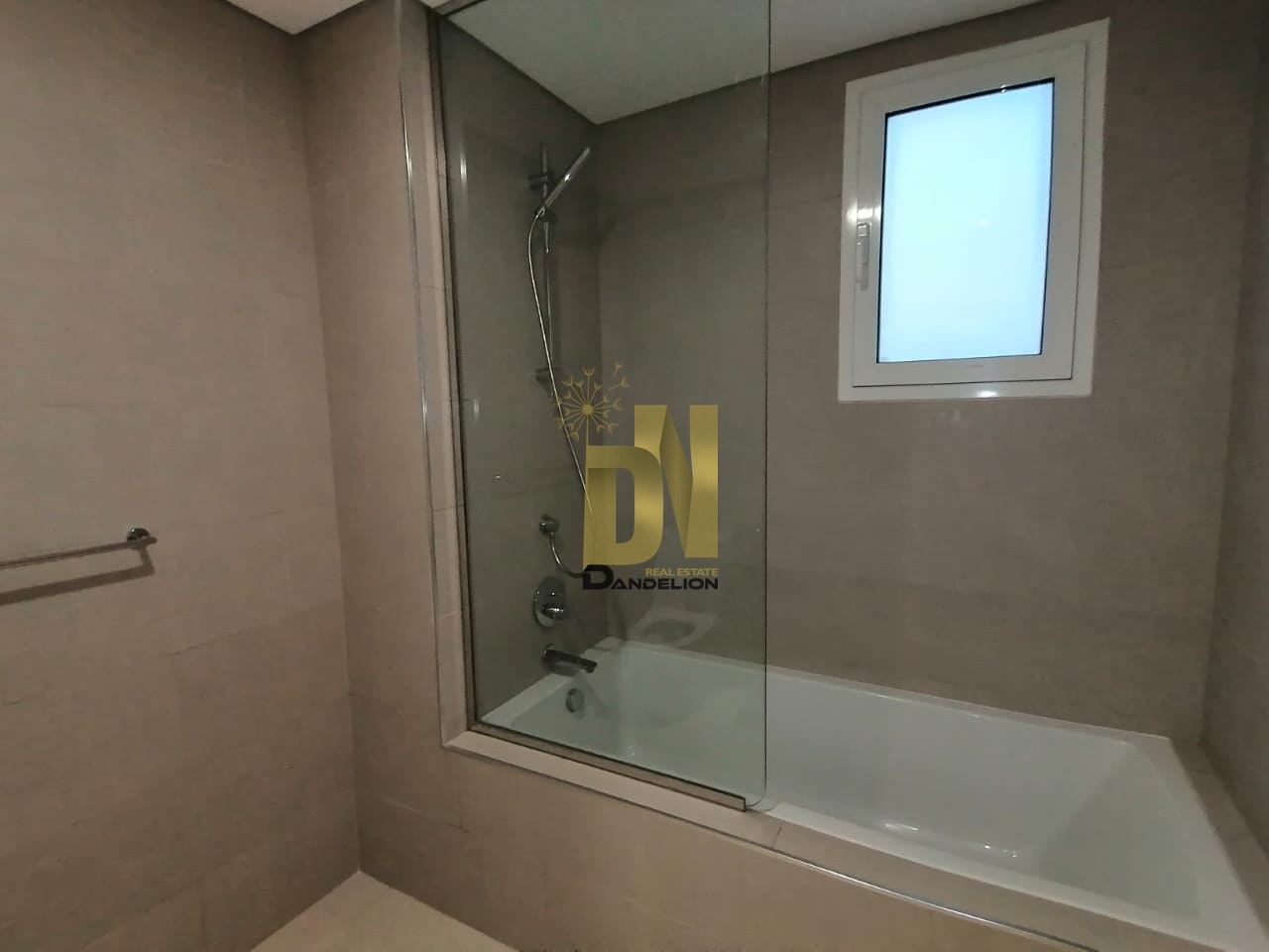 3B maid townhouse — photo 5 of 22