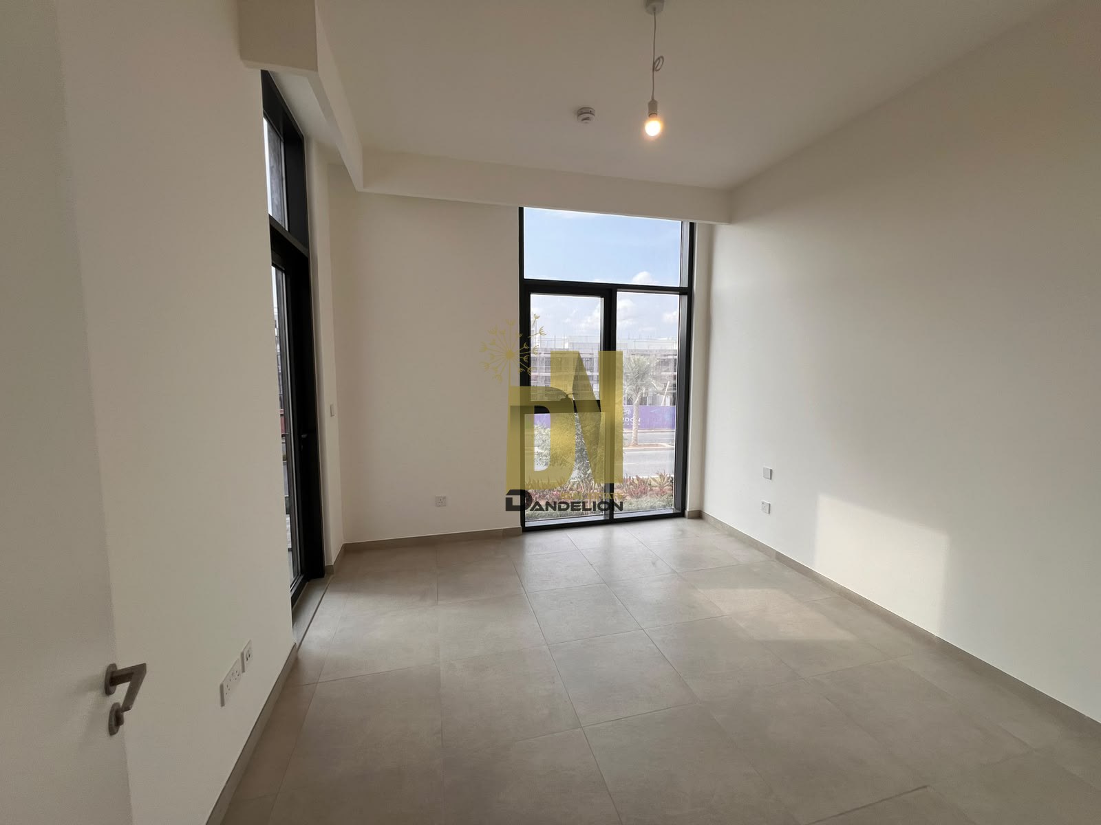 4BR maid Corner Townhouse | Mudon Al Ranim 2 — تصویر 4 از 21