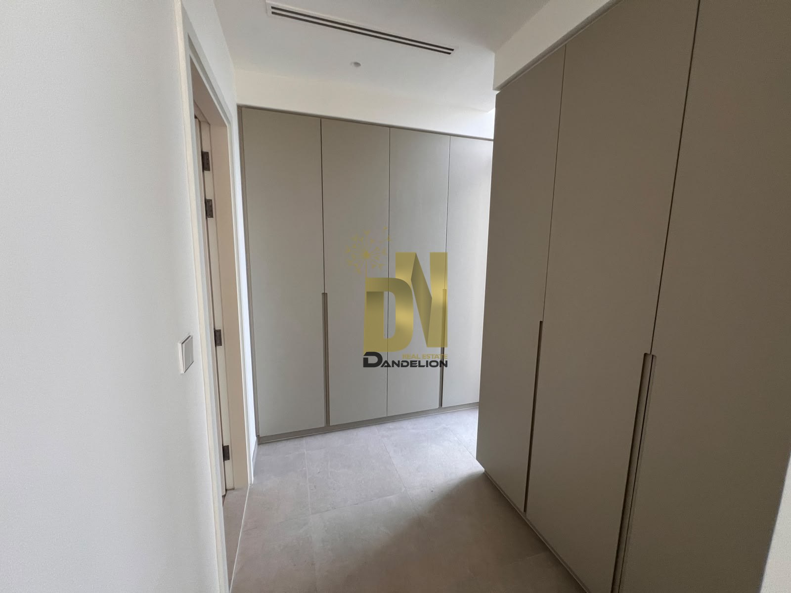 4BR maid Corner Townhouse | Mudon Al Ranim 2 — تصویر 6 از 21