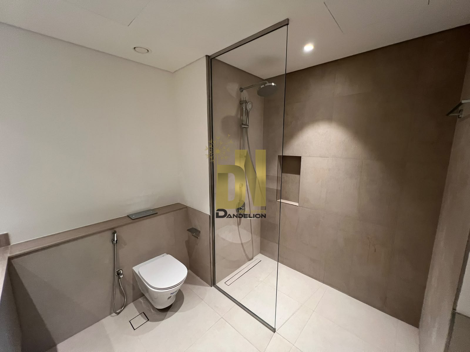 4BR maid Corner Townhouse | Mudon Al Ranim 2 — تصویر 16 از 21