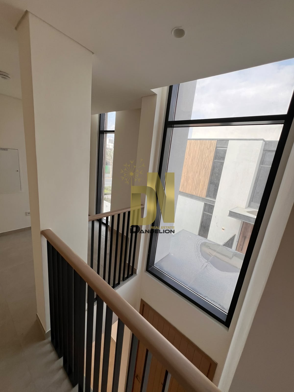 4BR maid Corner Townhouse | Mudon Al Ranim 2 — تصویر 19 از 21