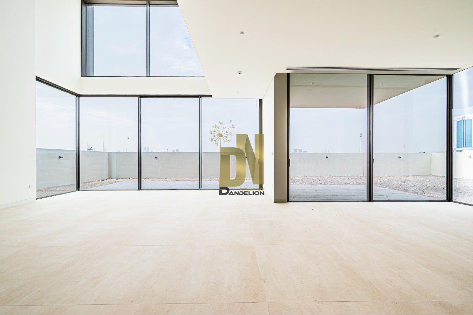 Exclusive 5BR Luxury Villa | AED 20M — photo 2 of 9