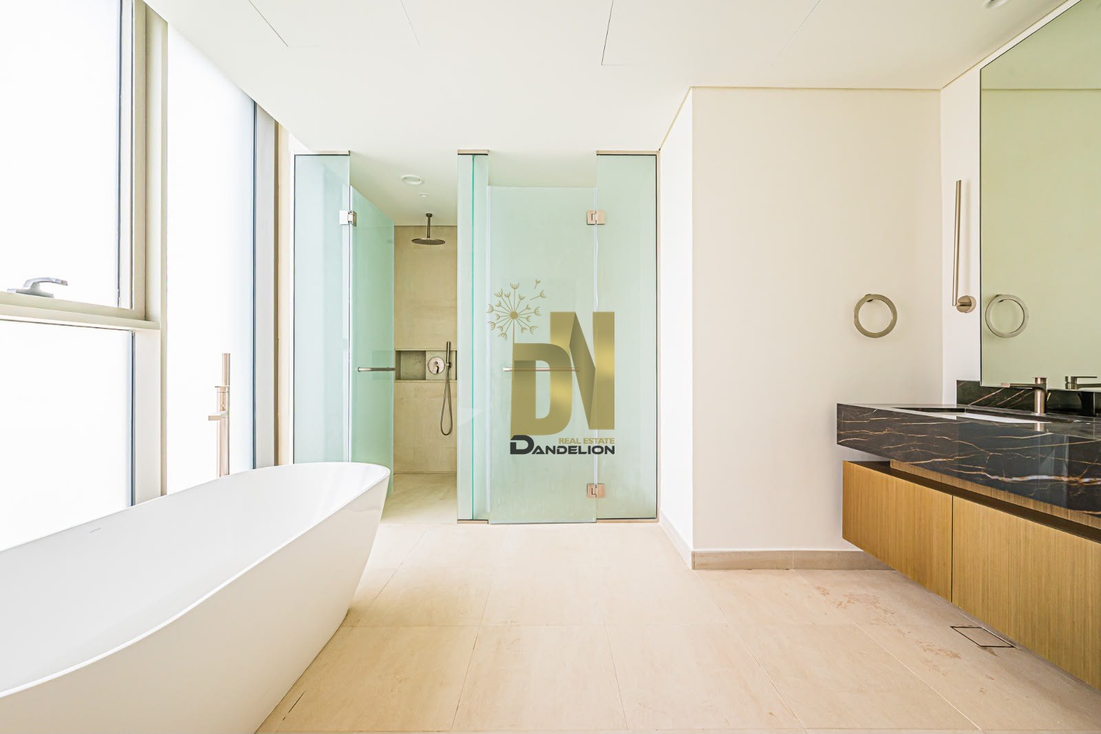Exclusive 5BR Luxury Villa | AED 20M — photo 3 of 9