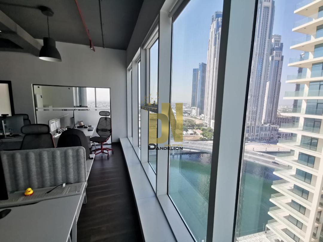 Stunning Lake View | Generous Office Space | 3 Parking Spaces — photo 3 of 24