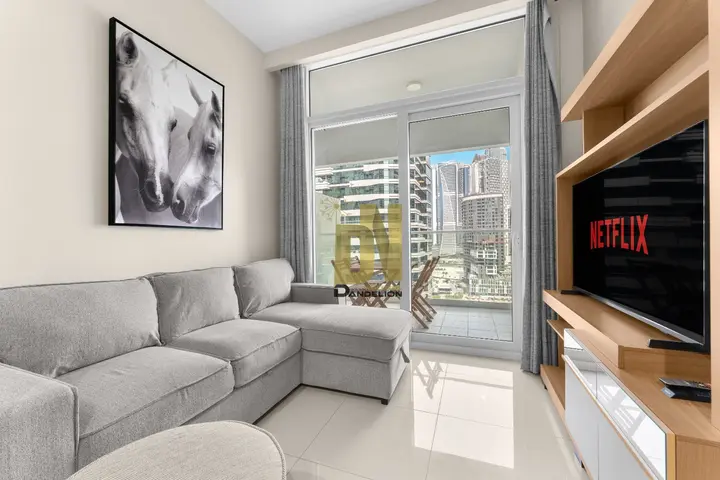 Cozy Furnished | Modern Living | Move-in Ready — Apartment for rent in Business Bay