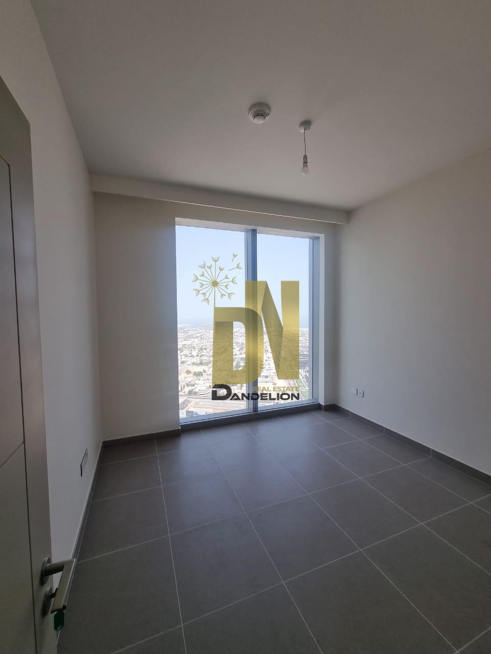 Forte 1 | Semi-Furnished 2BR | Prime Downtown Living — photo 9 of 20