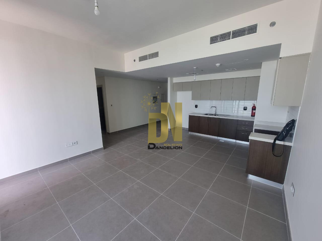 Forte 1 | Semi-Furnished 2BR | Prime Downtown Living — photo 1 of 20