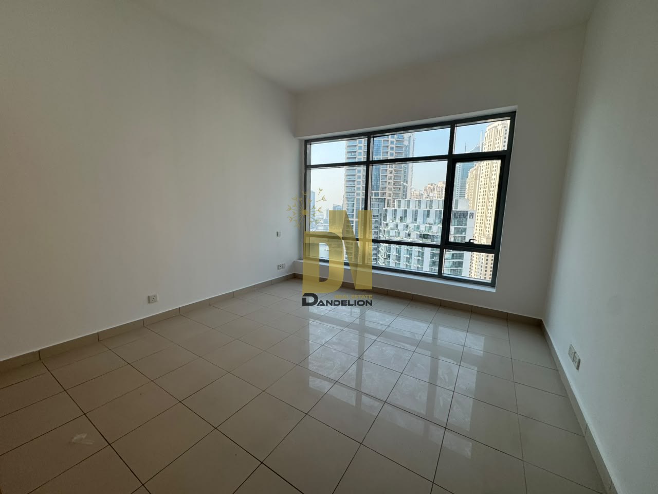 Spacious & Bright 2BR | Unfurnished | Exclusive — photo 5 of 17