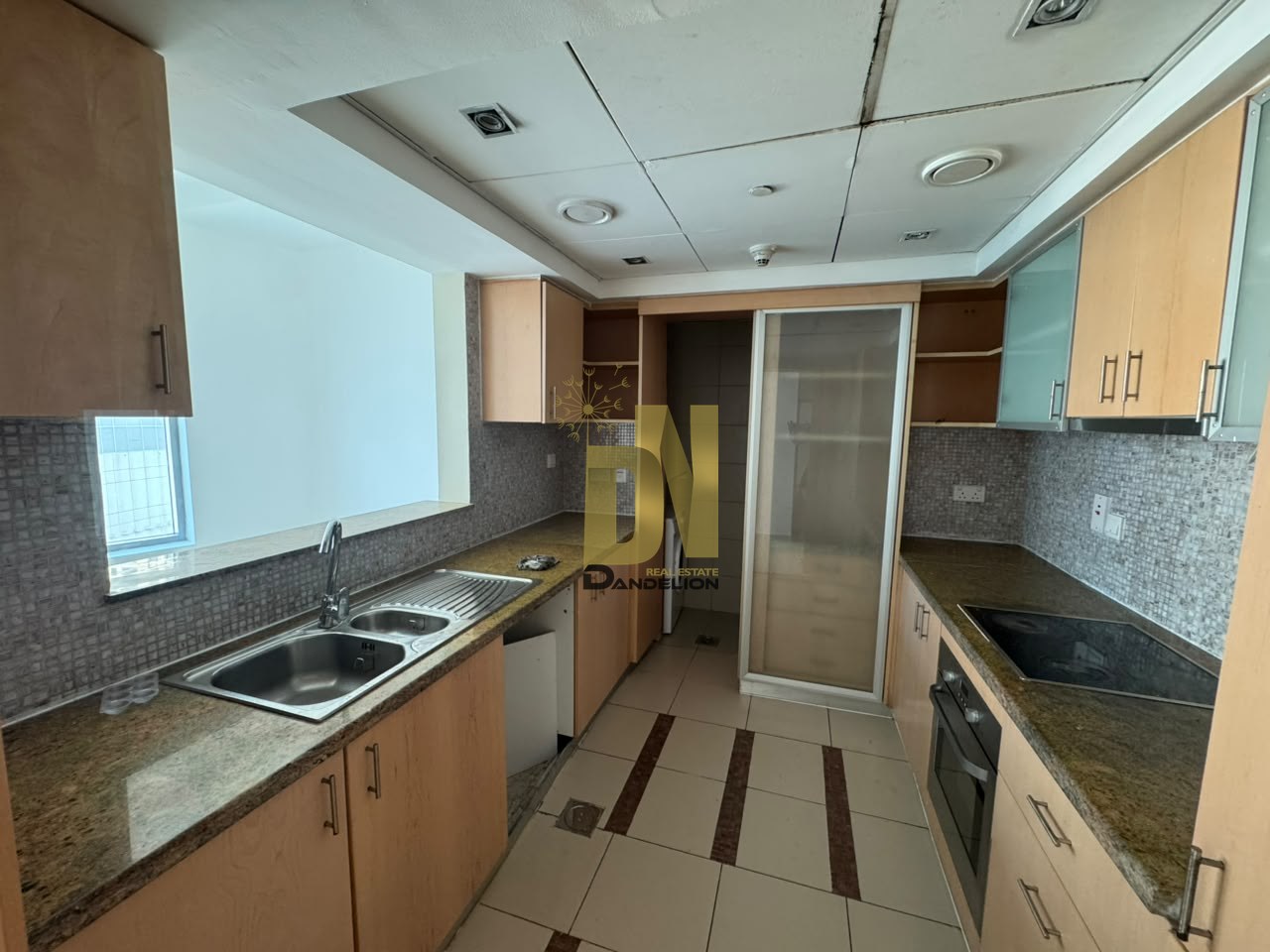 Spacious & Bright 2BR | Unfurnished | Exclusive — photo 7 of 17