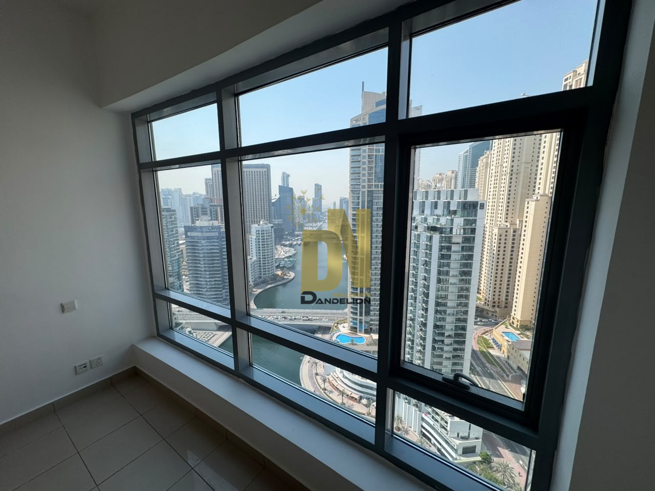 Spacious & Bright 2BR | Unfurnished | Exclusive — photo 10 of 17