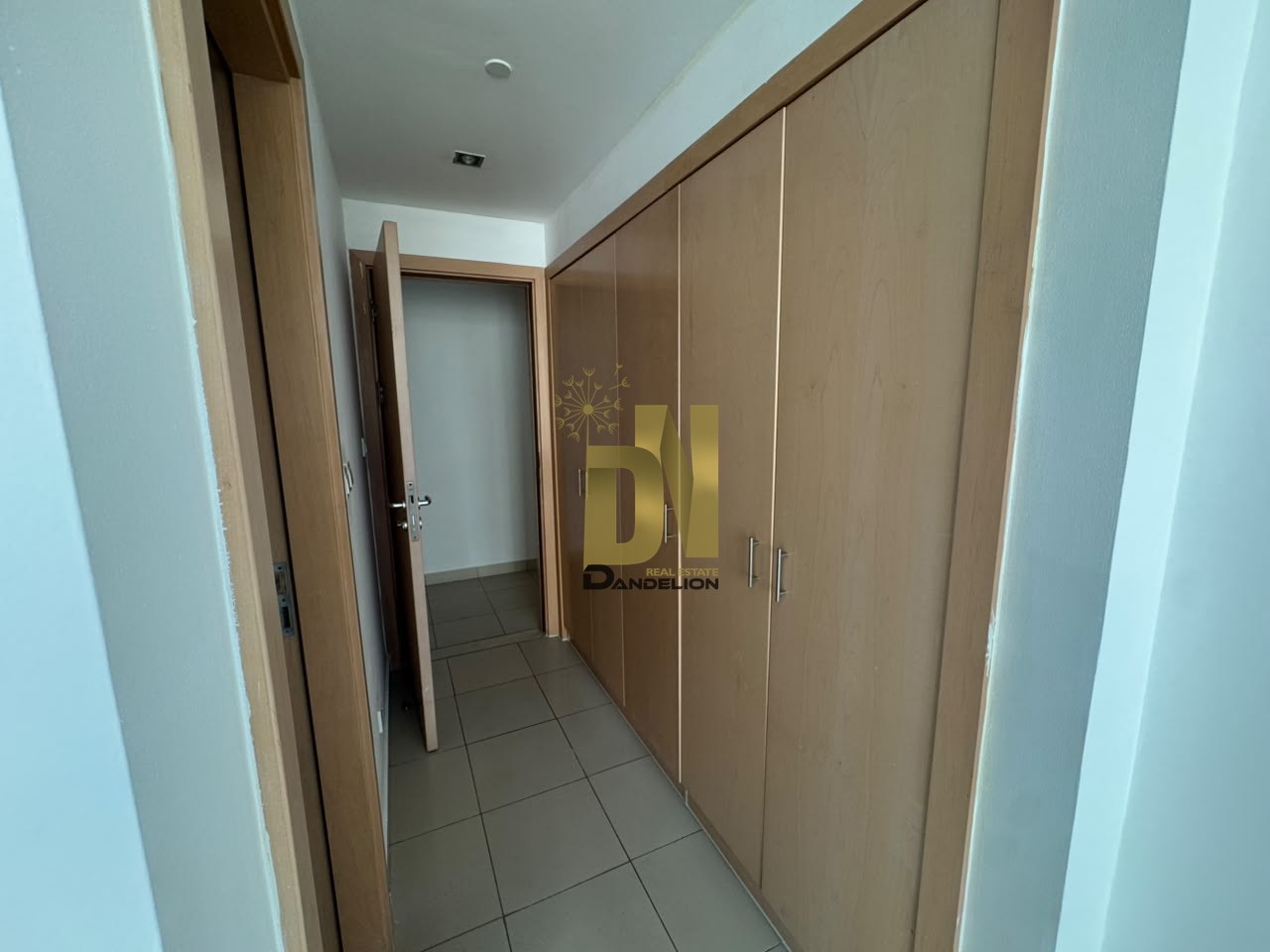 Spacious & Bright 2BR | Unfurnished | Exclusive — photo 12 of 17