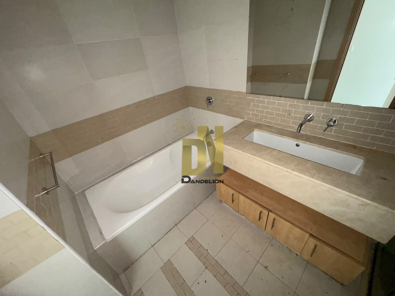 Spacious & Bright 2BR | Unfurnished | Exclusive — photo 16 of 17