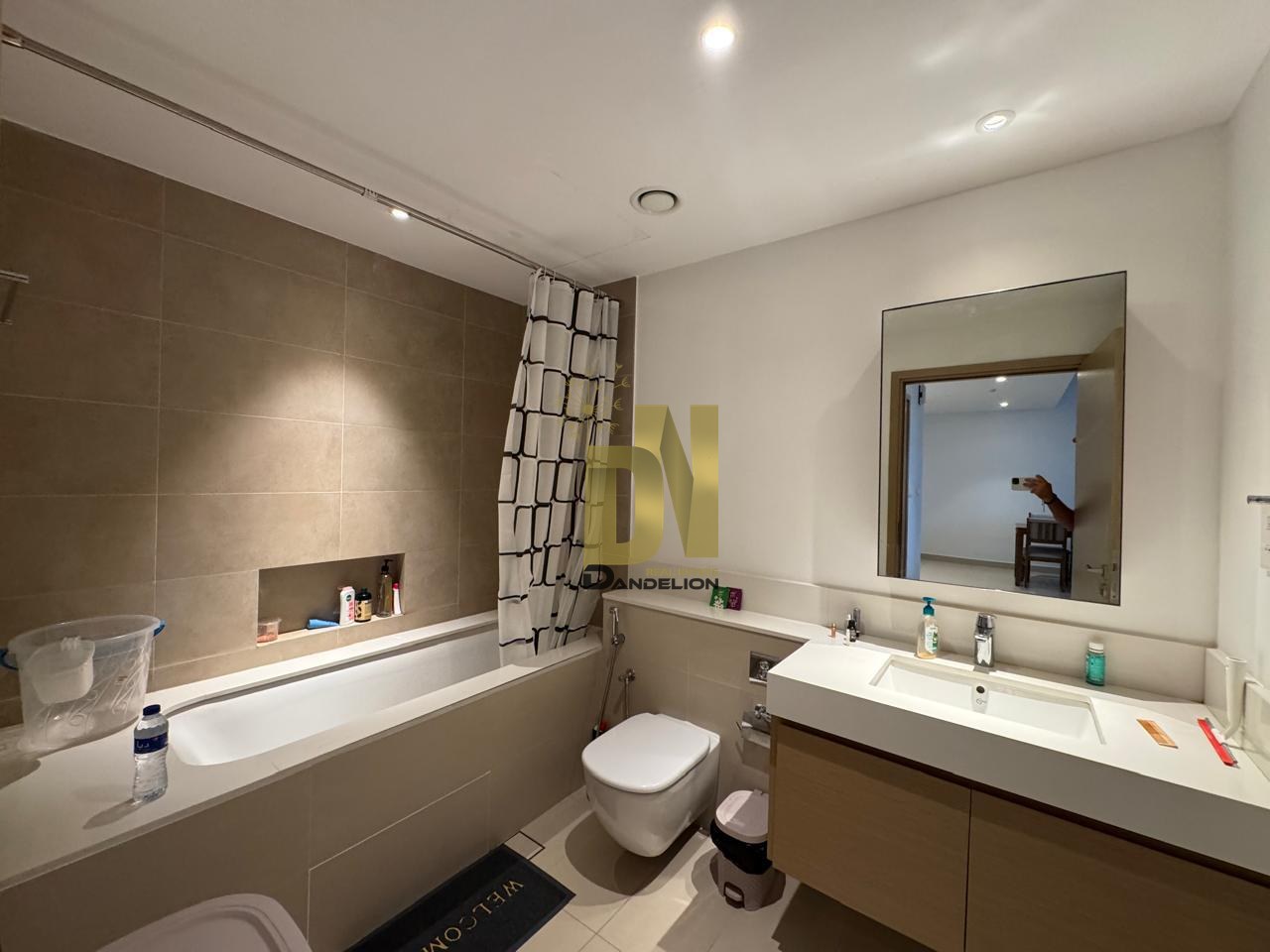 Canal View | Fully Furnished | High Floor — photo 21 of 23